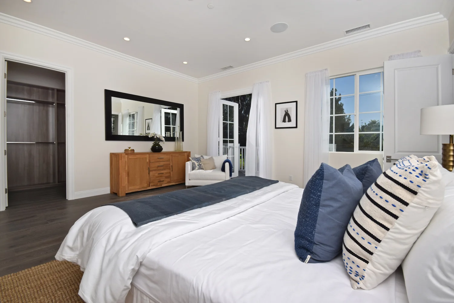 Spa-like bathroom in stone